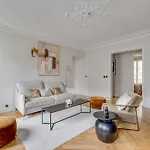 Magnificent Apartment - 3Br- 8P - Batignolles