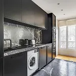 Magnificent Apartment - 3Br- 8P - Batignolles