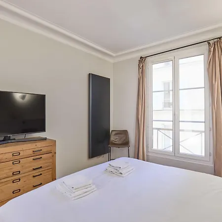 Magnificent - 3br- 8p - Batignolles Parigi