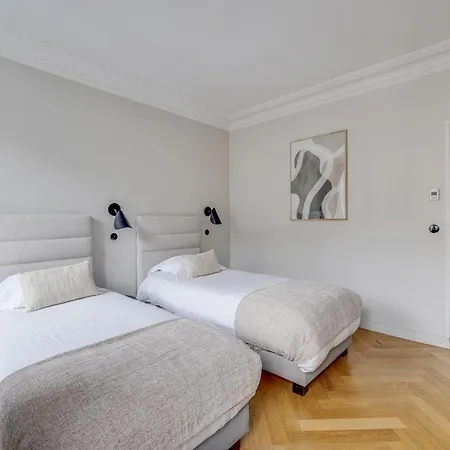 Magnificent - 3br- 8p - Batignolles * Parigi
