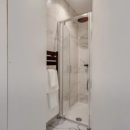 Magnificent - 3br- 8p - Batignolles * Parigi